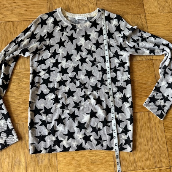 Equipment Small Cashmere Sweater Stars Gray Black Crewneck - Picture 6 of 9